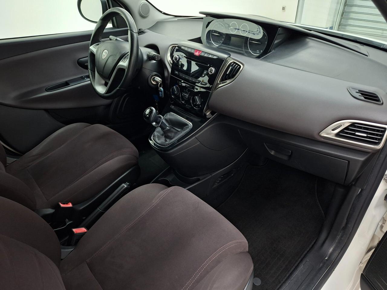 Lancia Ypsilon 0.9 TwinAir 85cv Ecochic Platinum