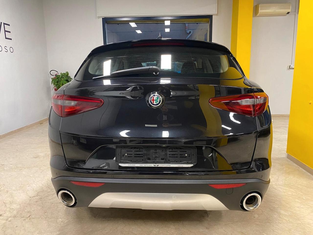 Alfa Romeo Stelvio 2.2 Turbodiesel 180 CV AT8 RWD Super