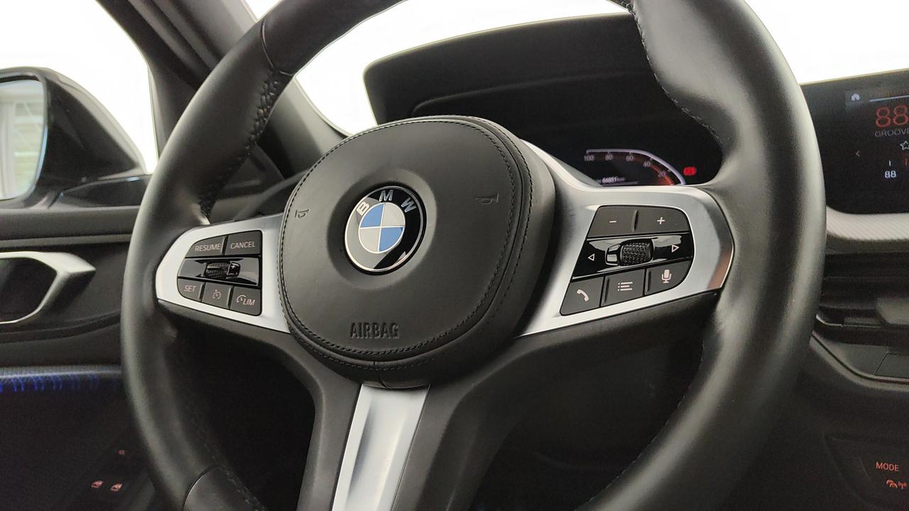 BMW Serie 1 F40 - 116d Msport auto