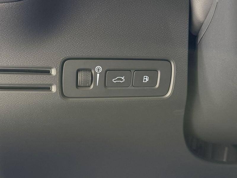 Volvo XC40 Recharge T4 Plug-in Hybrid auto Recharge Inscription Expression