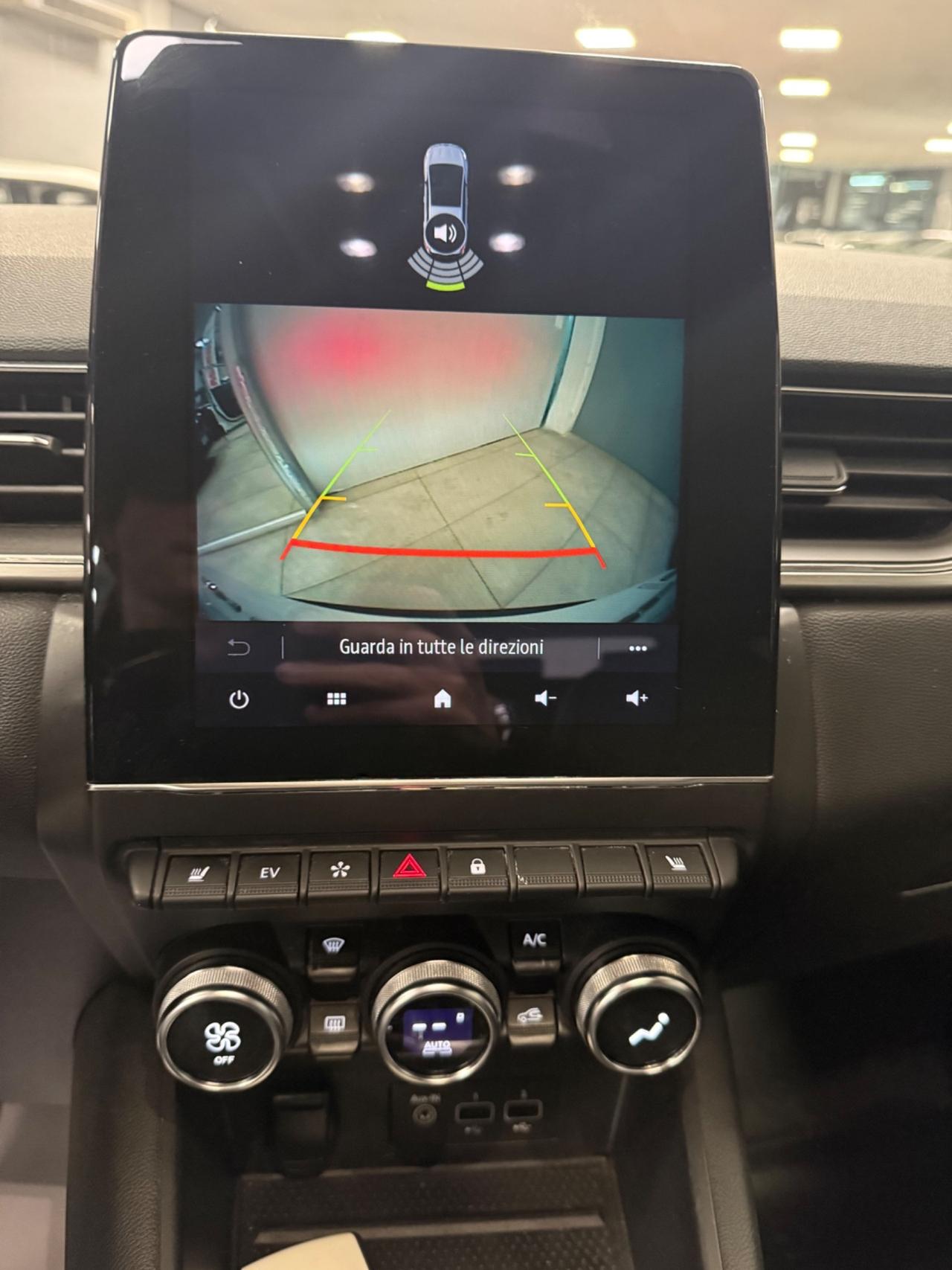 Renault Captur Mild Hybrid (N1) Intens Auto