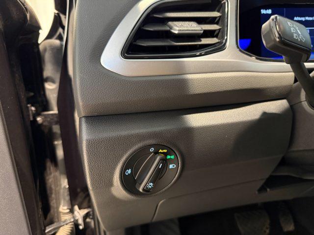 VOLKSWAGEN T-Roc 2.0 TDI DSG Life Navi App Connect LED Bluetooth