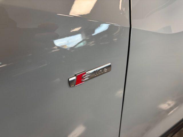 AUDI Q2 35 TDI S line Edition Identity Black S tronic