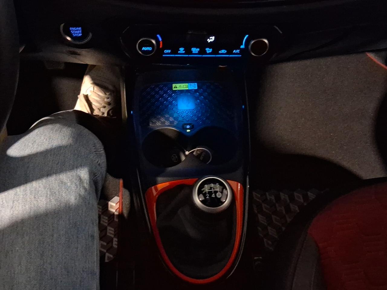 Toyota Aygo X 1.0 VVT-i 72 CV 5p. Undercover