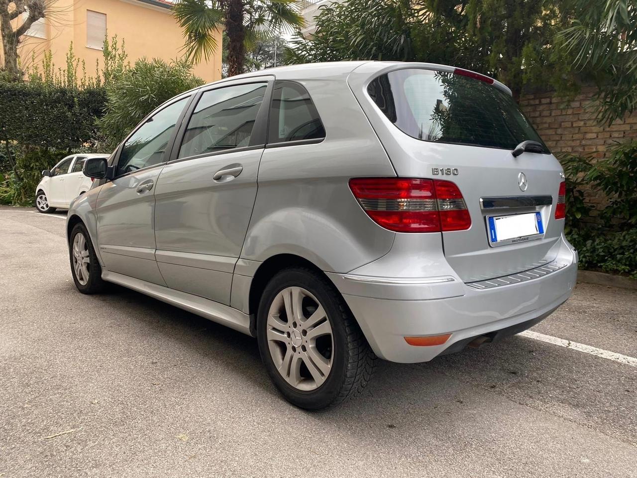 MERCEDES B 180 CDI PREMIUM CONDIZIONI DA VETRINA GUARDA