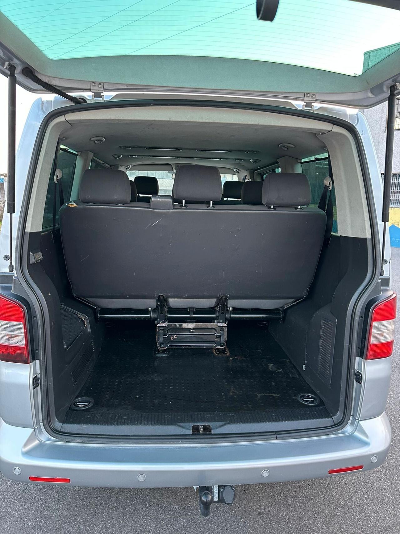 Volkswagen Transporter 2.5 TDI 131CV PC Kombi 9 posti