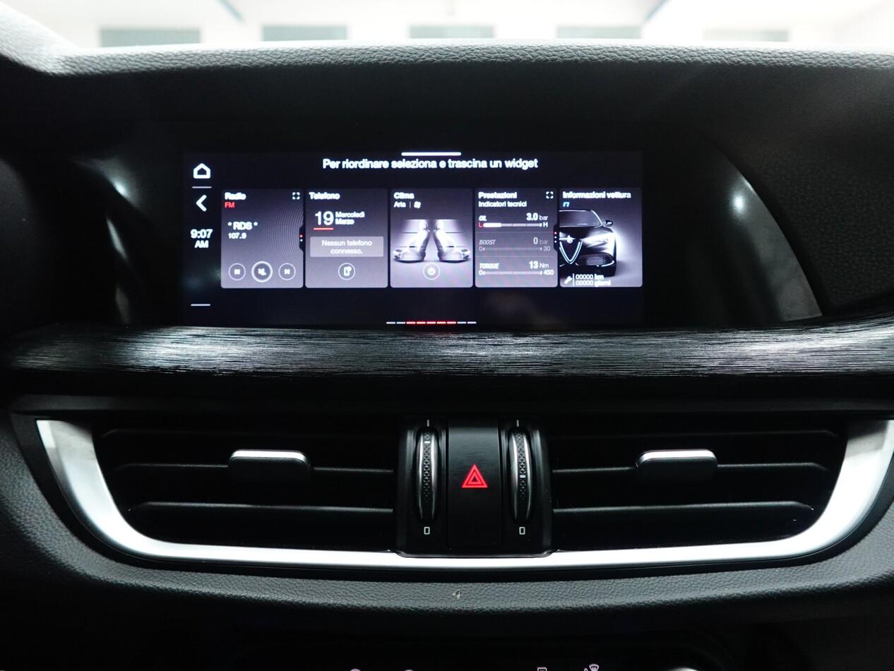 Alfa Romeo Stelvio 2.2 MJT 190 CV AT8 Q4 BUSINESS