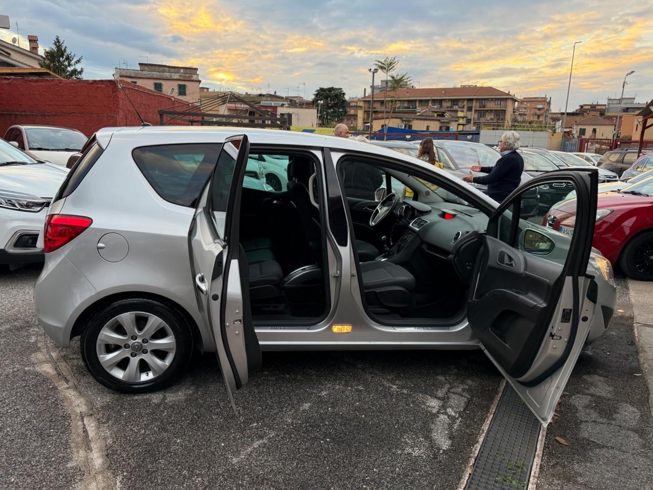 Meriva 1.3 95 cv : Cosmo/unipro/rate/garanzia