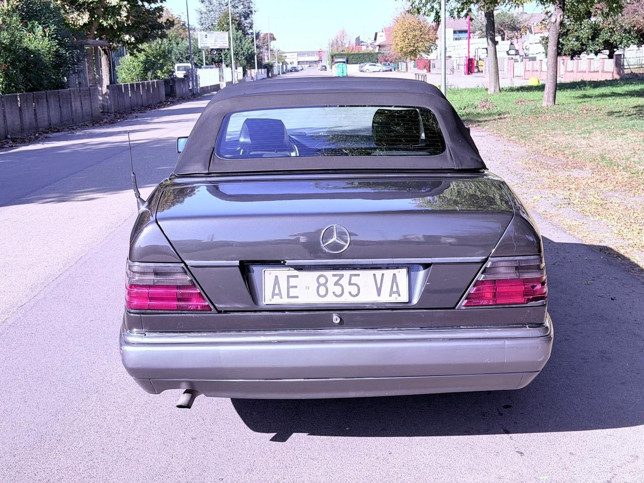 Mercedes-benz E-Series E 200 cat Cabriolet