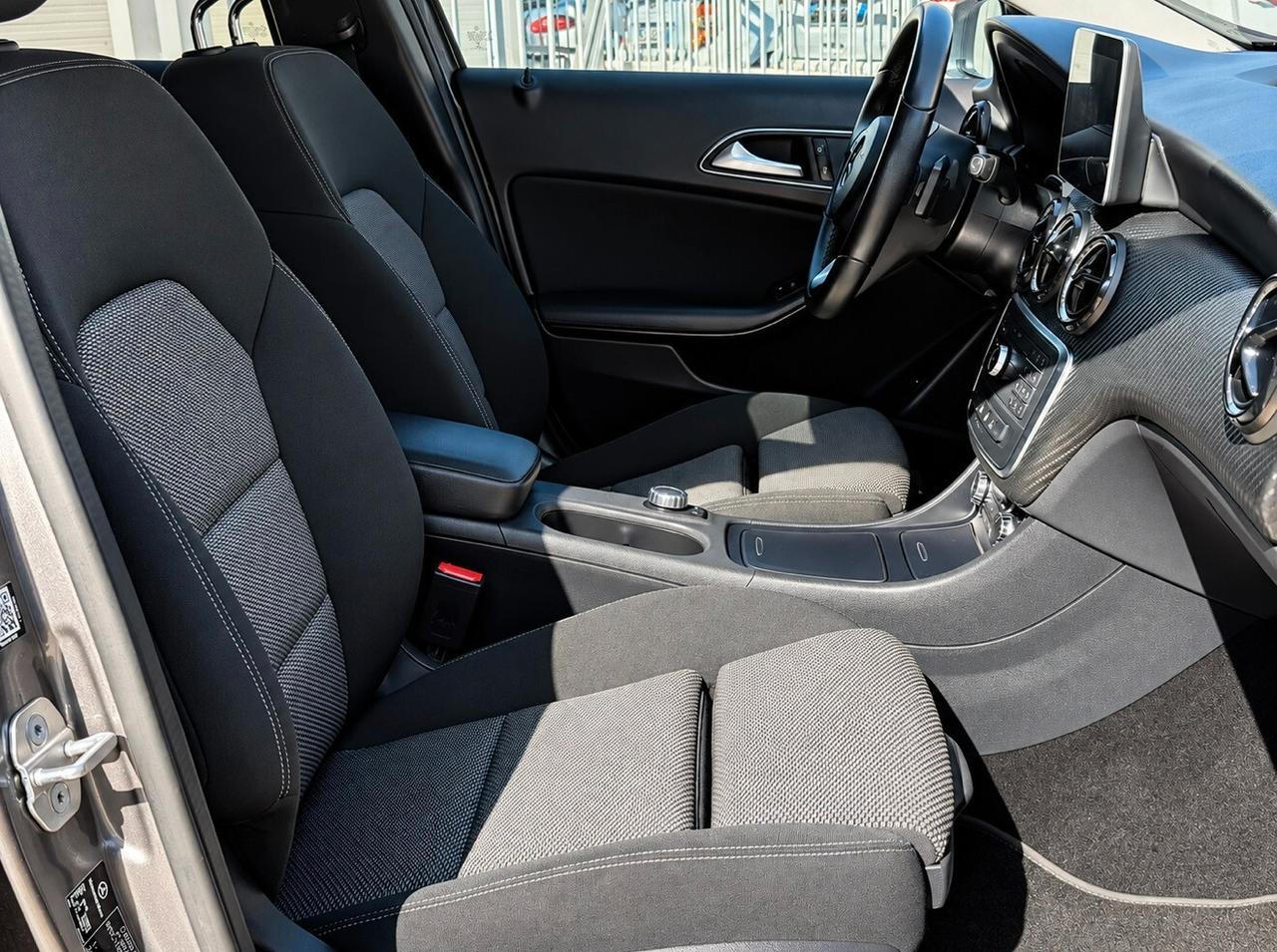 Mercedes-benz GLA 180 d Automatic Sport