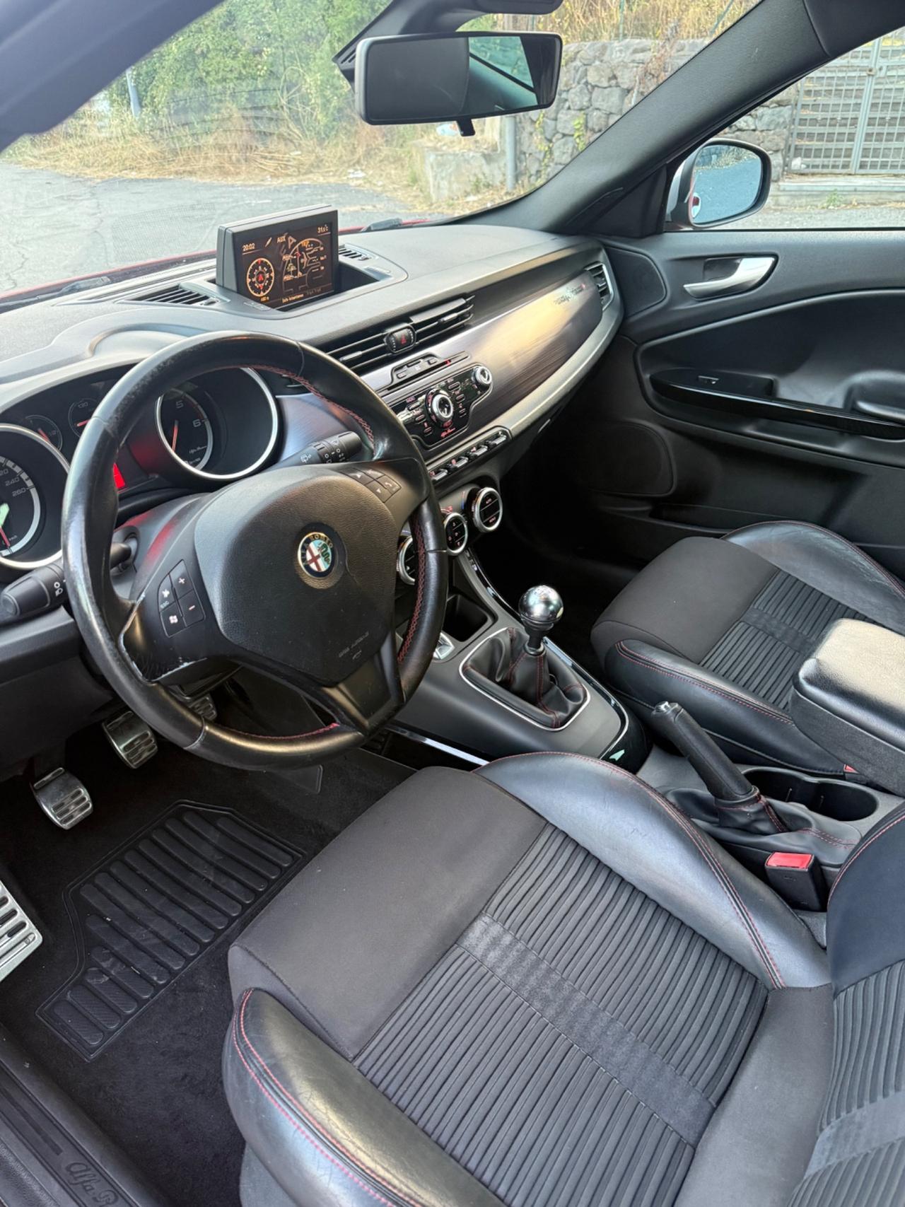 Alfa Romeo Giulietta 1.6 JTDm-2 105 CV Exclusive