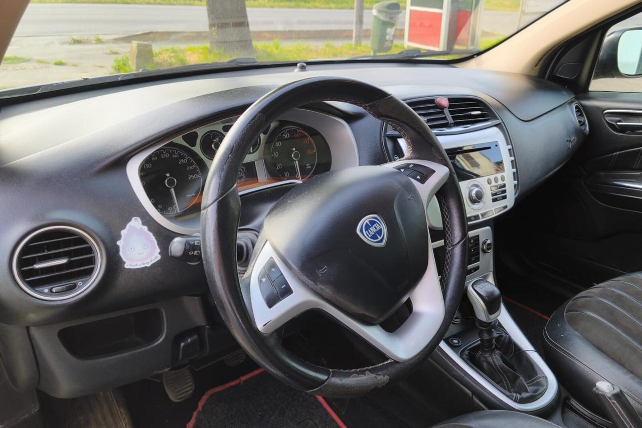 Lancia Delta 1.4 T-Jet 150 CV Platino