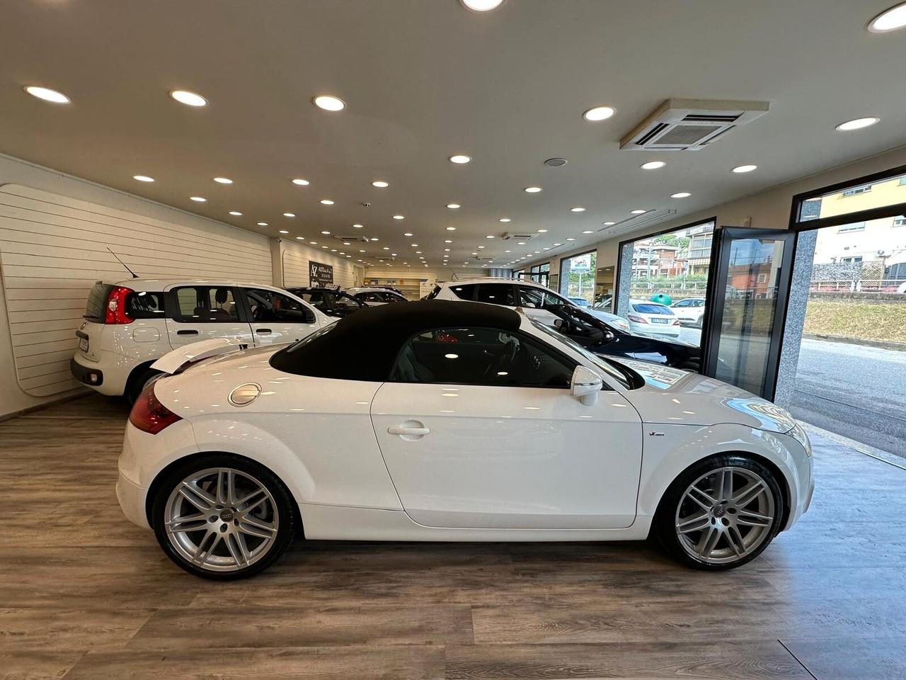Audi TT Roadster 2.0 TFSI