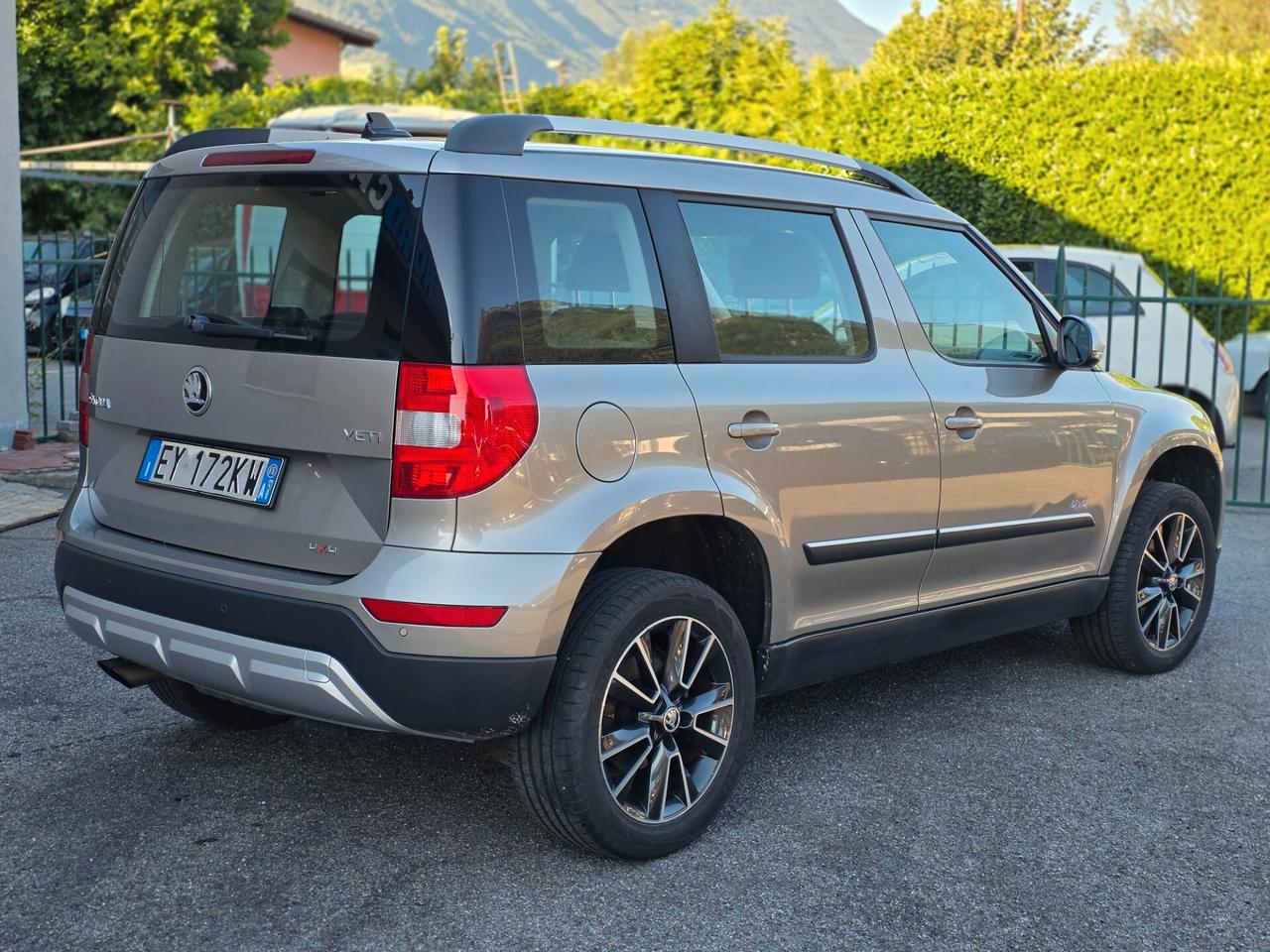 Skoda Yeti Outdoor 2.0 TDI CR 110 CV 4x4 Ambition