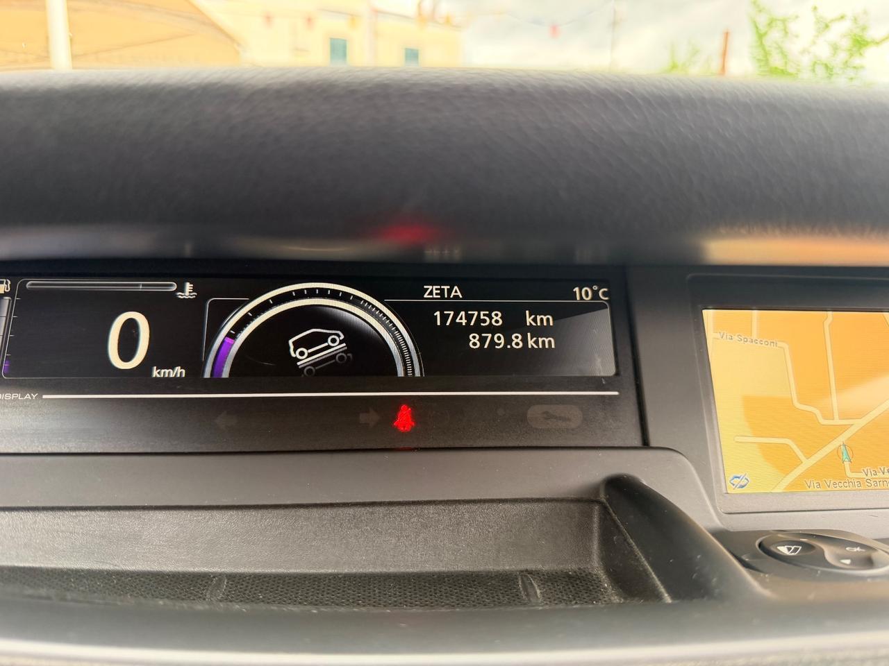 Renault Scénic XMod Cross 1.5 dCi FULL