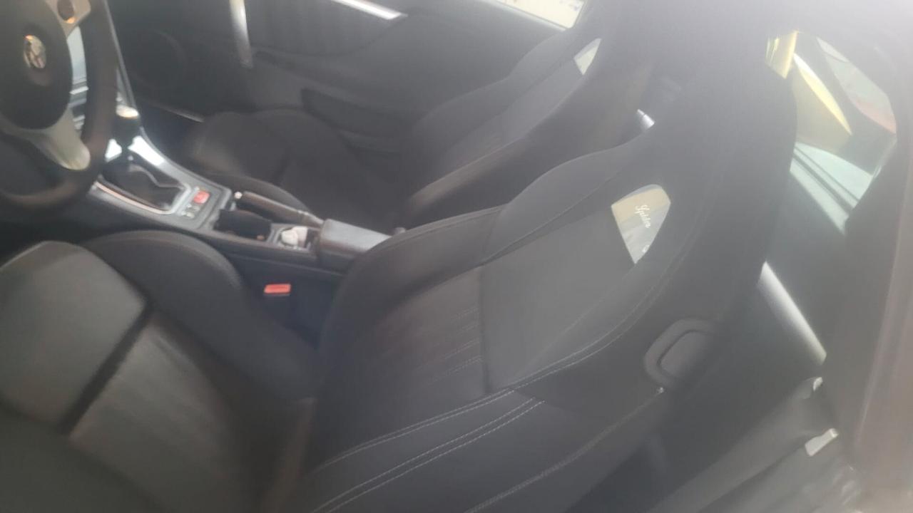 Alfa Romeo Spider 2.2 JTS