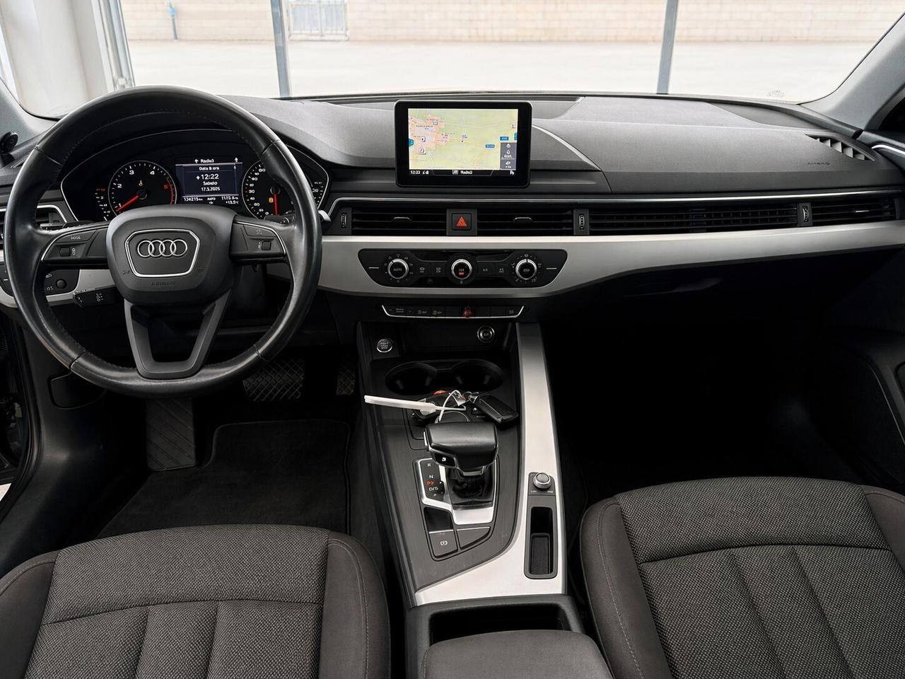 Audi A4 2.0 TDI 150 CV S tronic Business