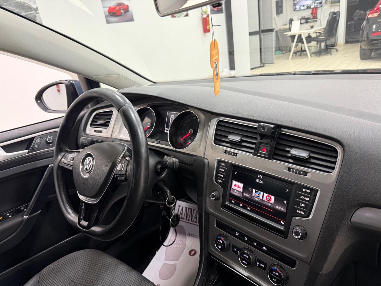 Volkswagen Golf 7 1.6 TDI 2016 full optional