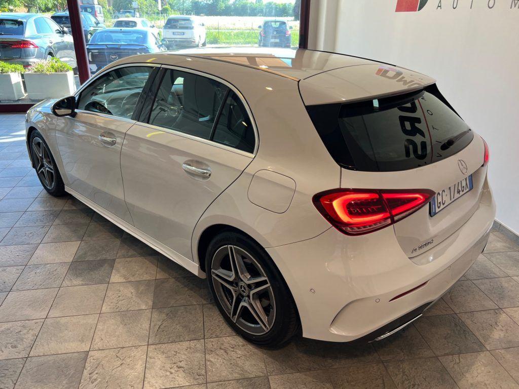 Mercedes-Benz A 180 d Automatic Premium AMG Line