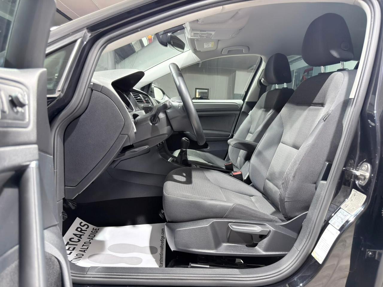 VW GOLF VARIANT 7.5 1.6TDI 116CV 2018 1HANDE