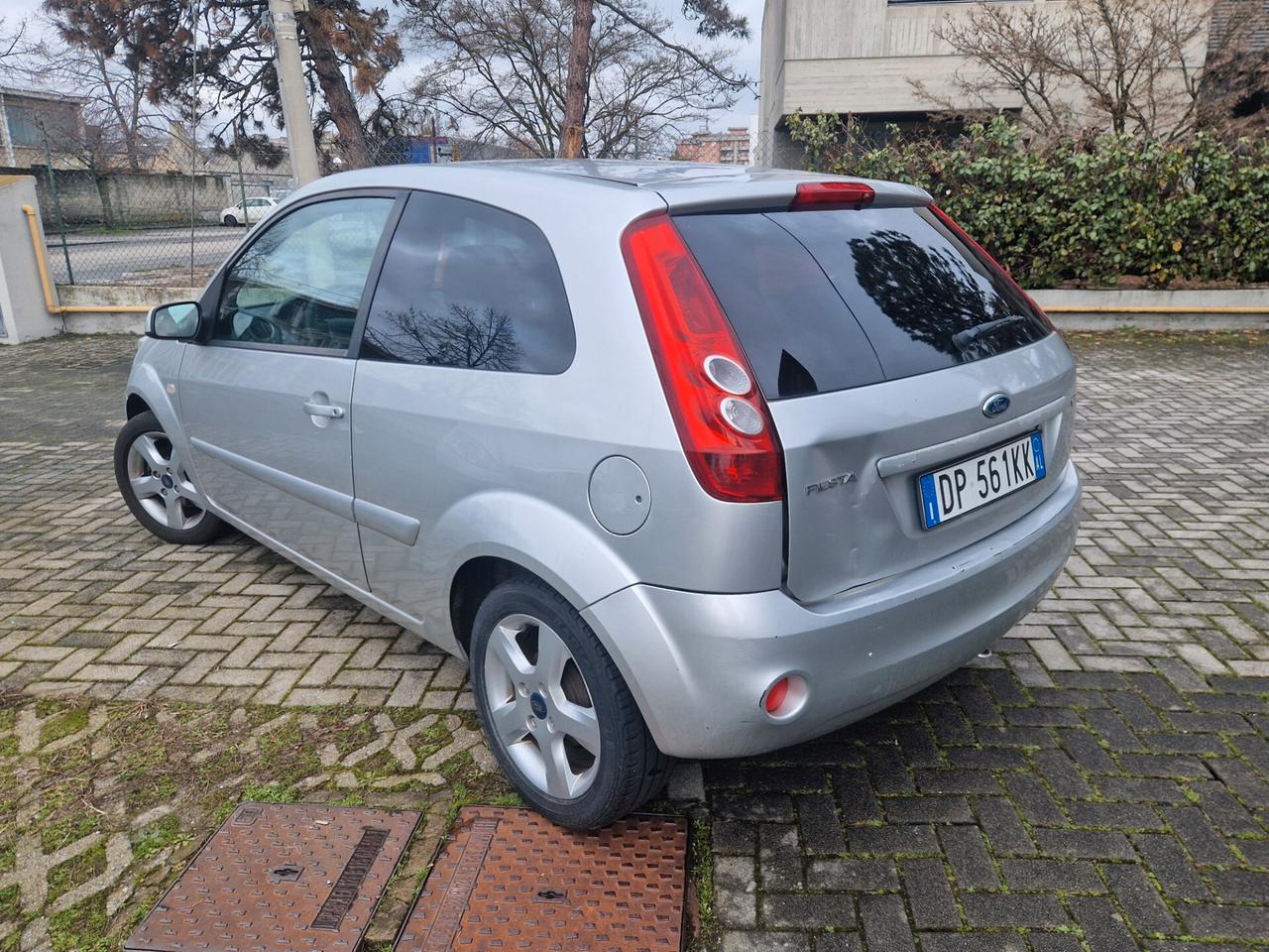 Ford Fiesta 1.6 TDCi 3p. Ghia