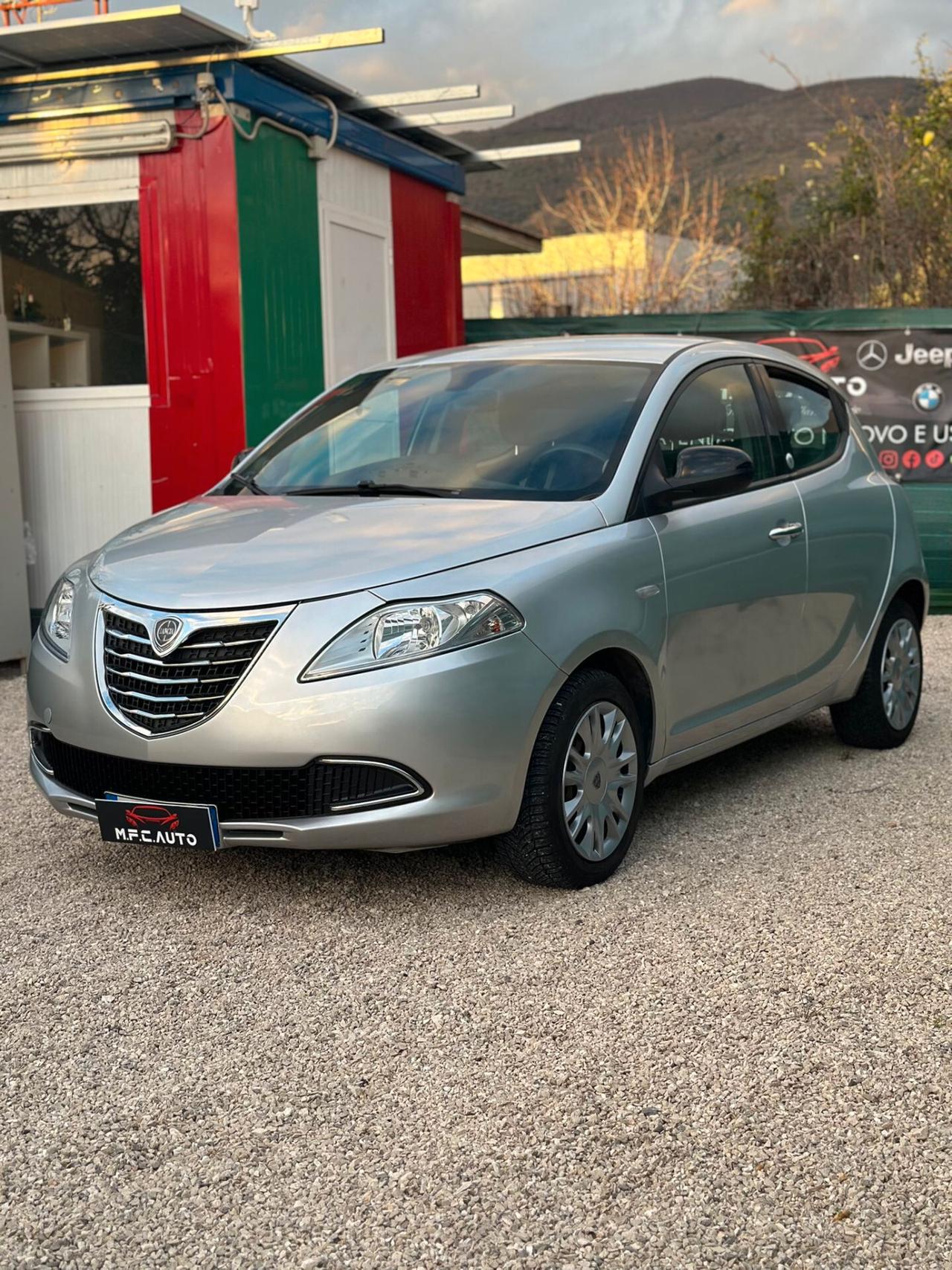 Lancia Ypsilon 1.2 2014 GPL Ecochic Silver
