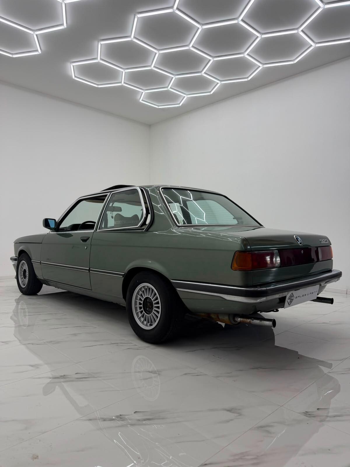 Bmw 323i 2 porte