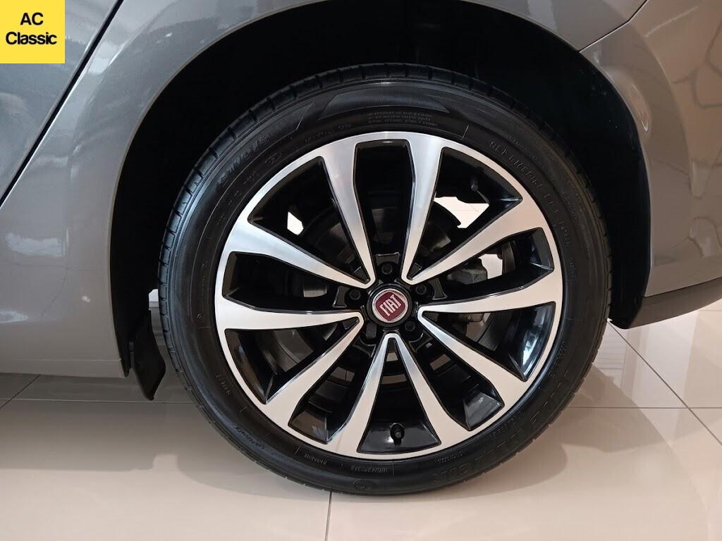 Fiat Tipo 1.6 Louge Multijet (120 cv) aut.