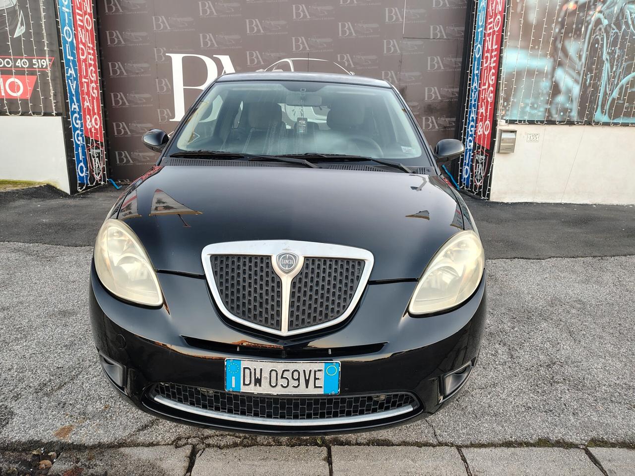 Lancia Ypsilon 1.4 Platino Ecochic GPL