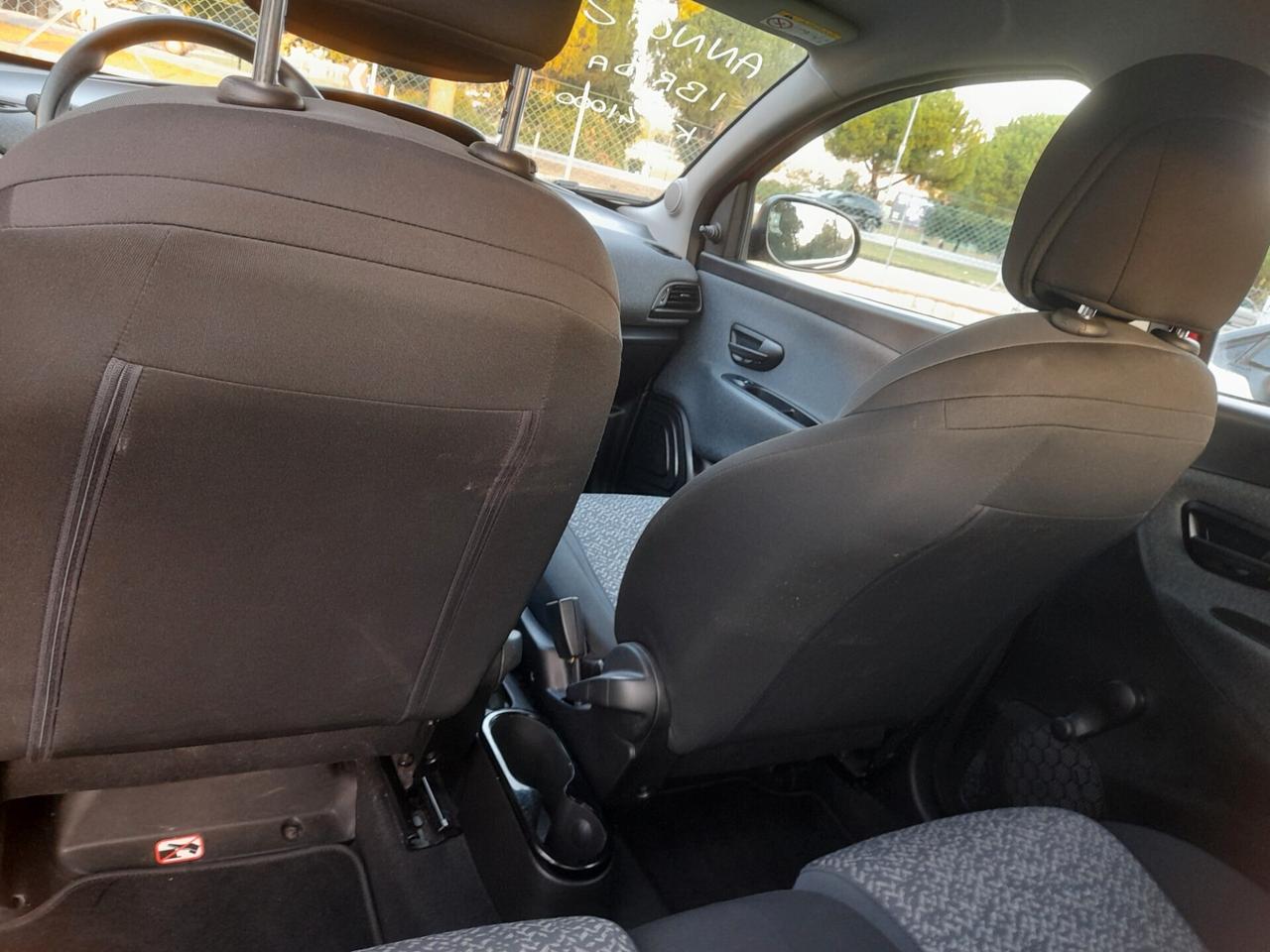 Lancia Ypsilon 1.0 5 porte Hybrid PROMO
