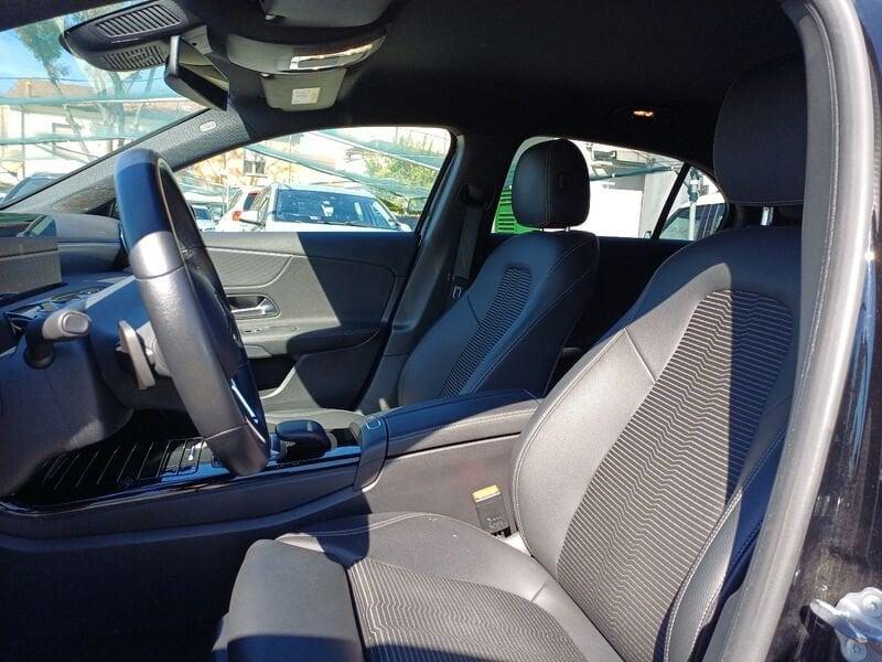 Mercedes-Benz Classe A A 180 d Automatic Sport NIGHT-EDITION