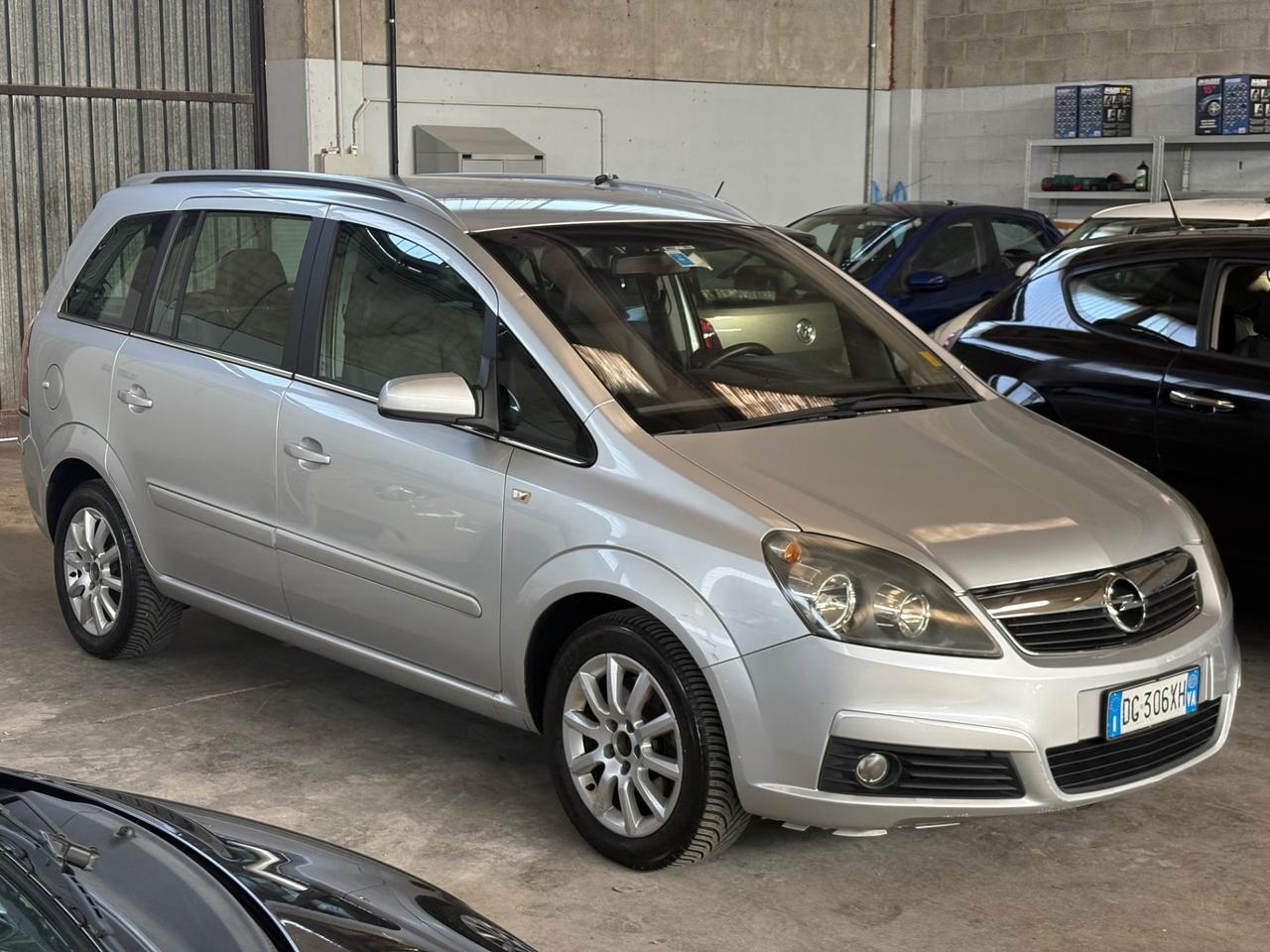 Opel Zafira 1.6 94CV 7 POSTI