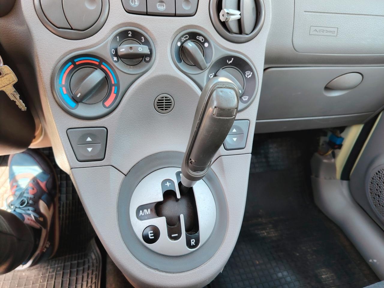 Fiat Panda 1.2 Dynamic automatica