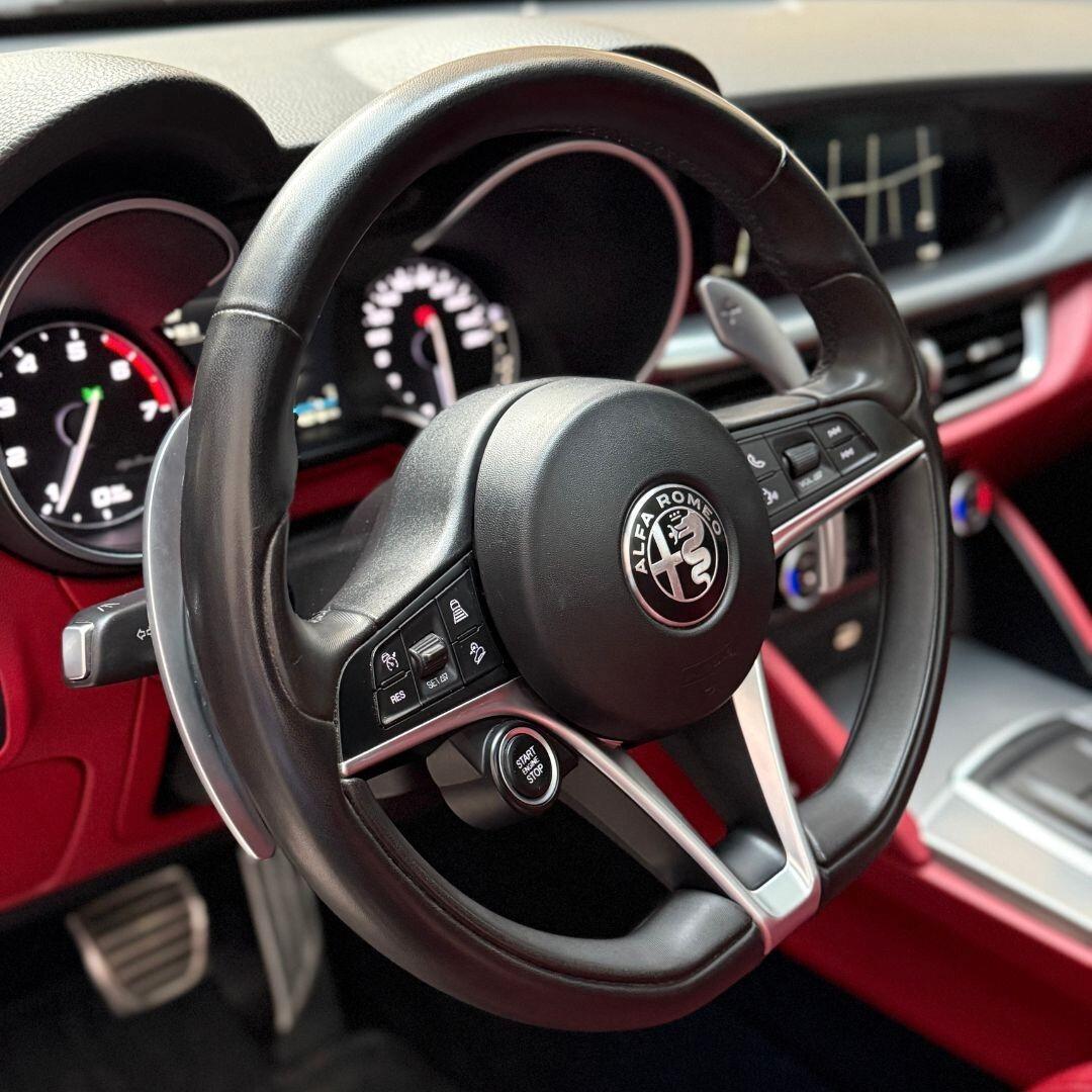 Alfa Romeo Stelvio 2.0 Turbo 280 CV Competizione