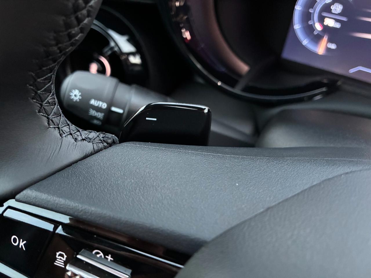 Alfa Romeo Junior 1.2 145 CV Hybrid eDCT6 Speciale