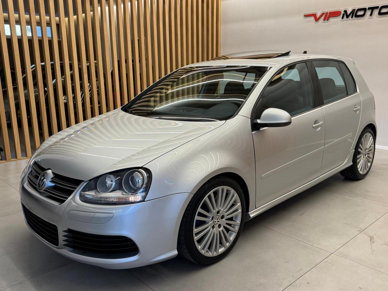 Volkswagen Golf 3.2 R32 5PORTE DSG PELLE TETTO 250CV PERMUTE FULL