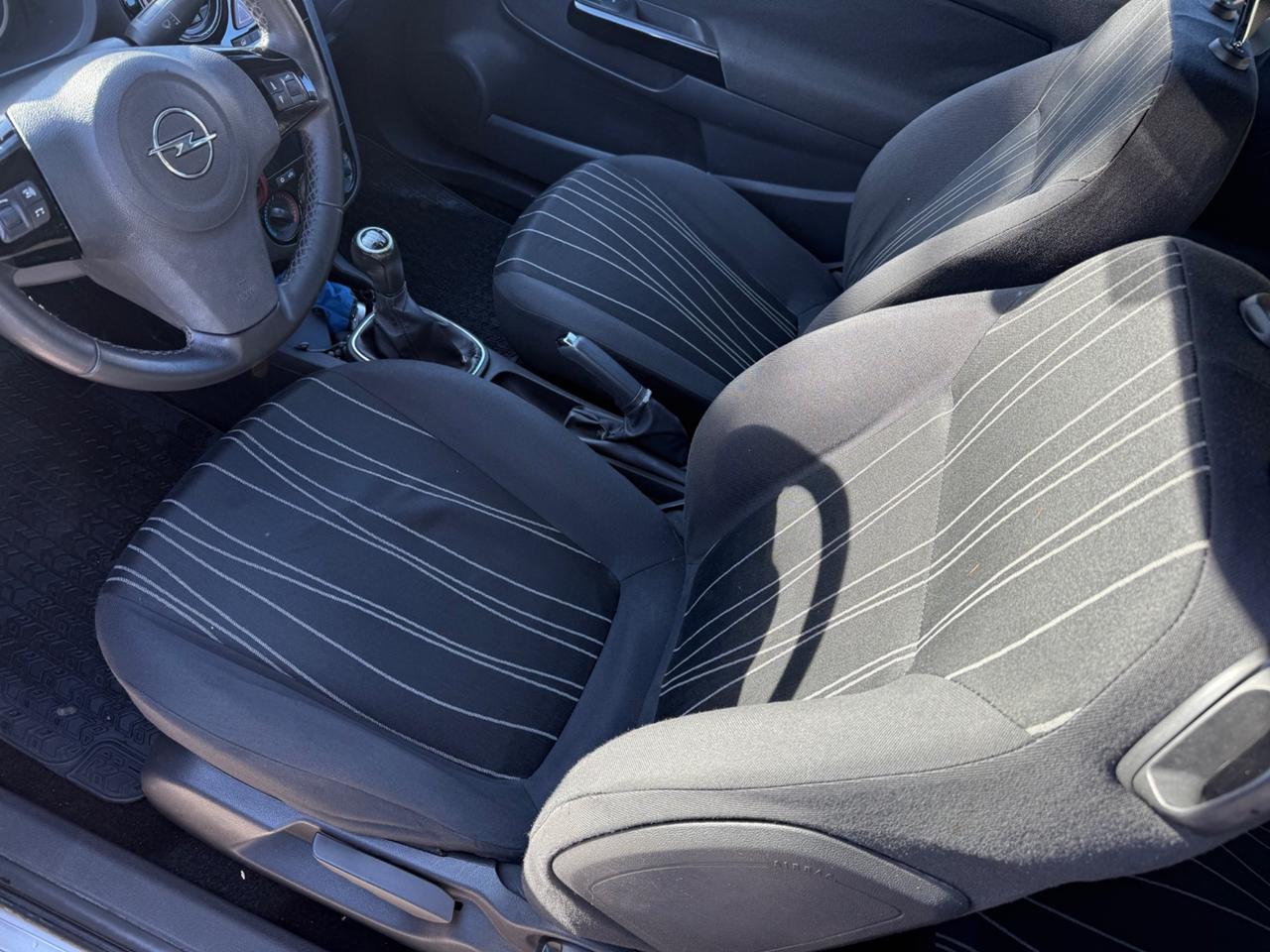 Opel Corsa 1.2 80CV 3 porte GPL-TECH Edition