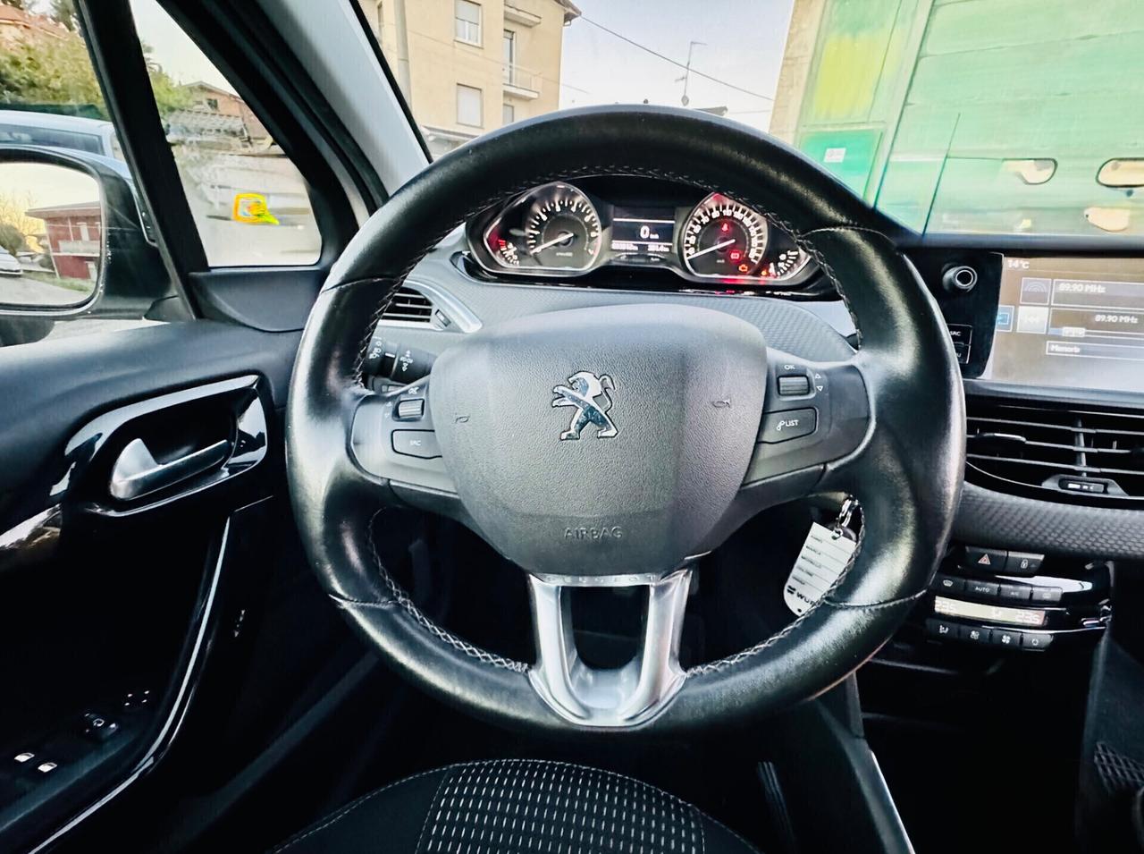 Peugeot 208 PureTech 82 5 porte Allure Ok Neopatentati