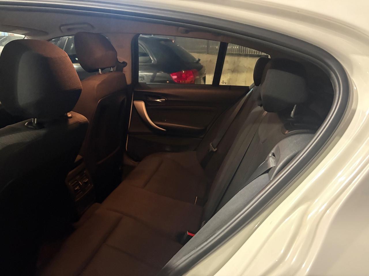 Bmw 118 118d 5p. Msport