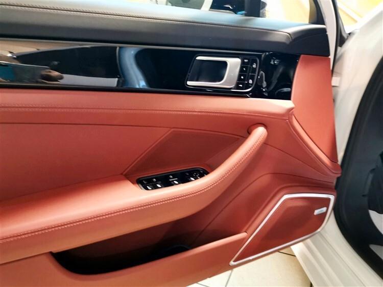 Porsche Panamera 4.0 Turbo