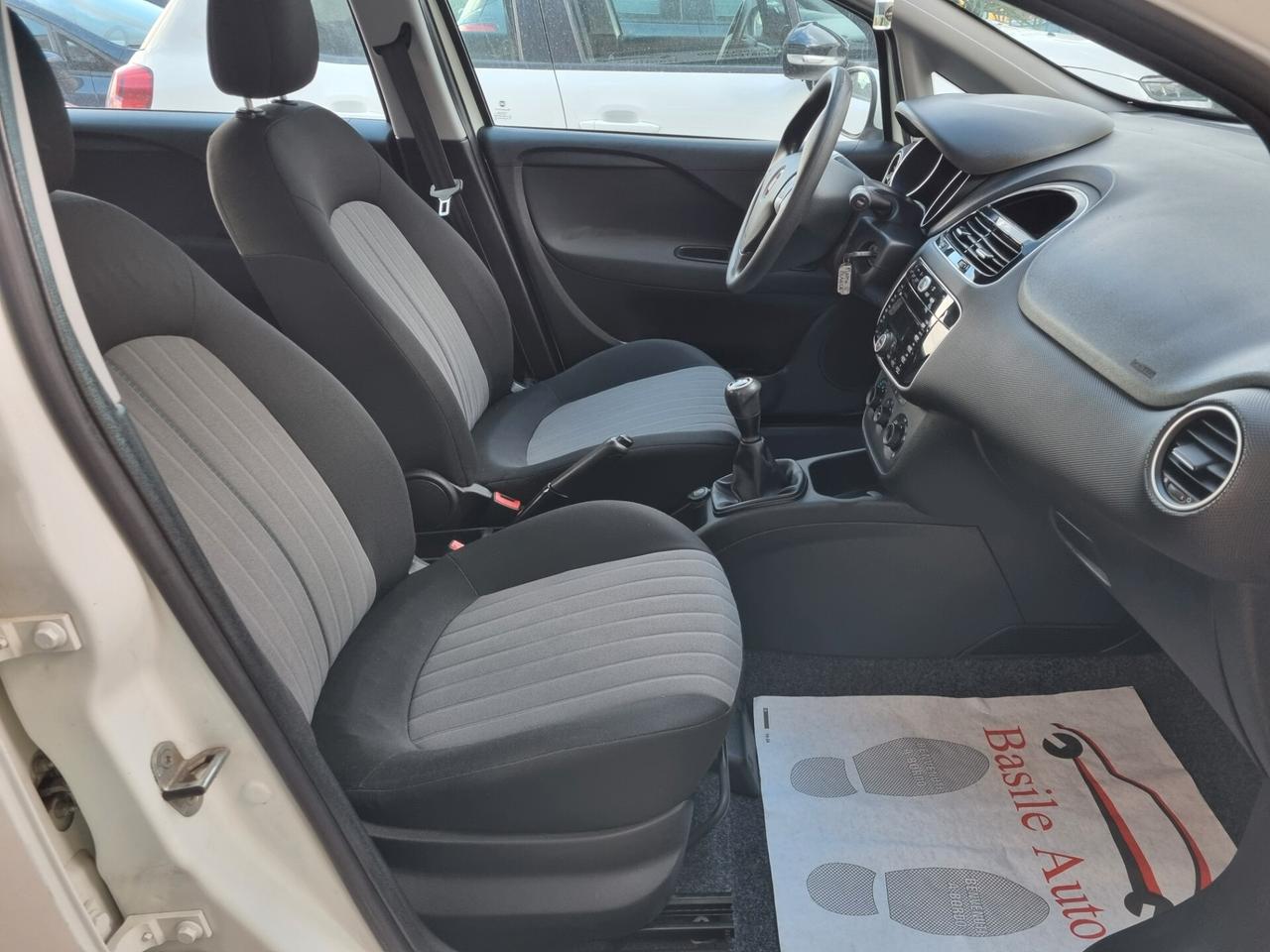 Fiat Punto 1.3 MJT II S&S 95 CV 5 porte Street