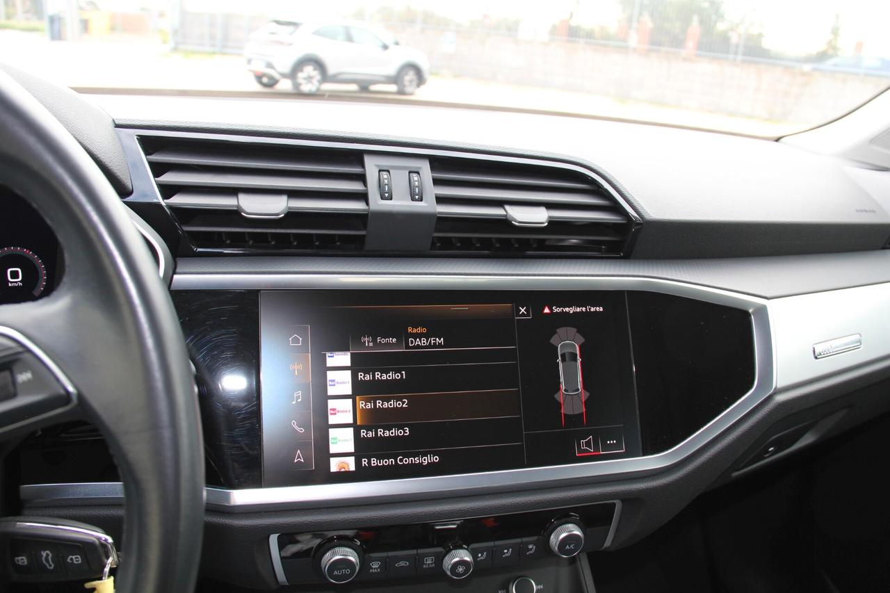 Audi Q3 SPB TDI S tronic Business (KW 110 - CV 150)