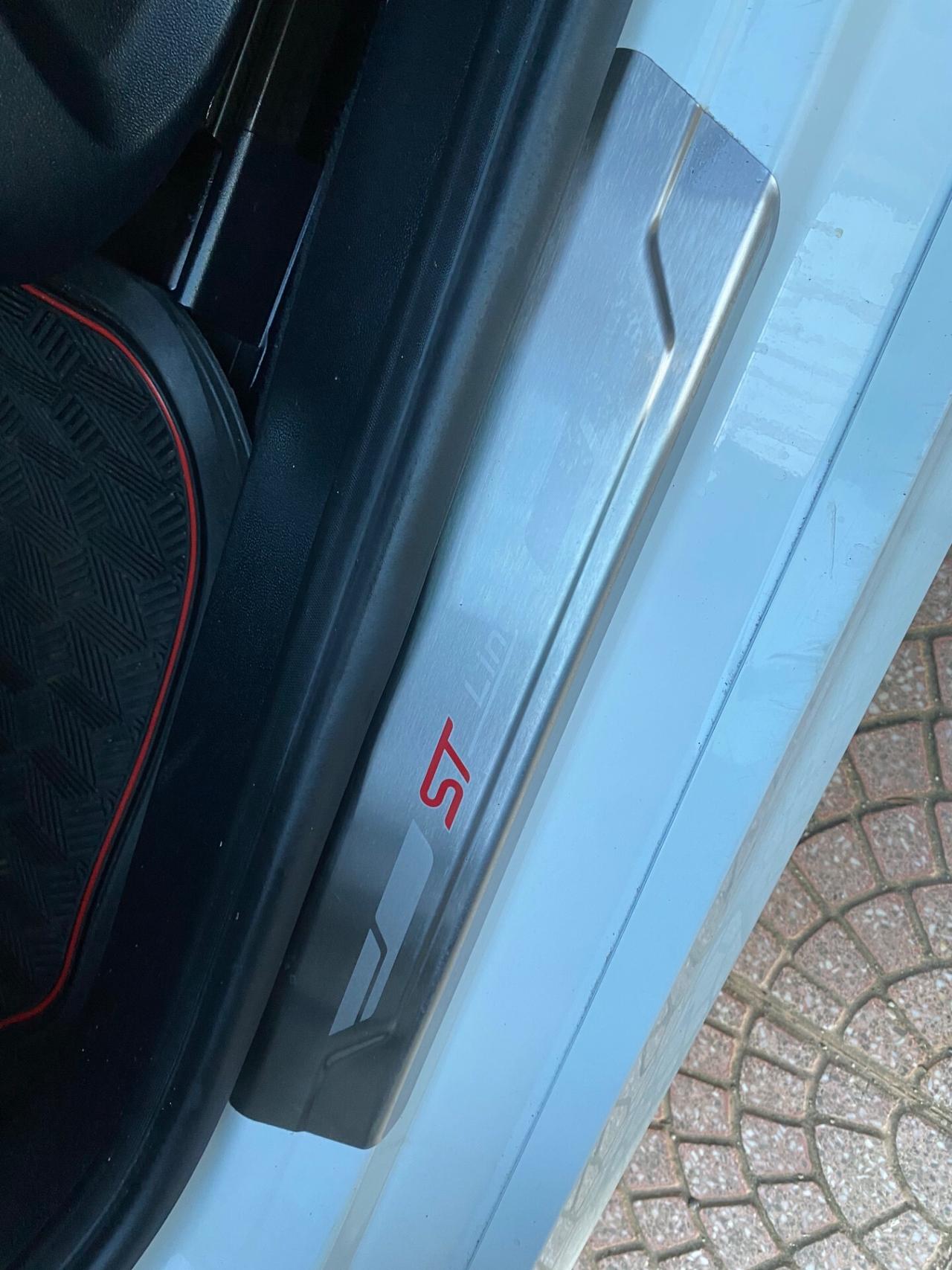 Ford Fiesta 1.5 EcoBlue 5 porte ST-Line