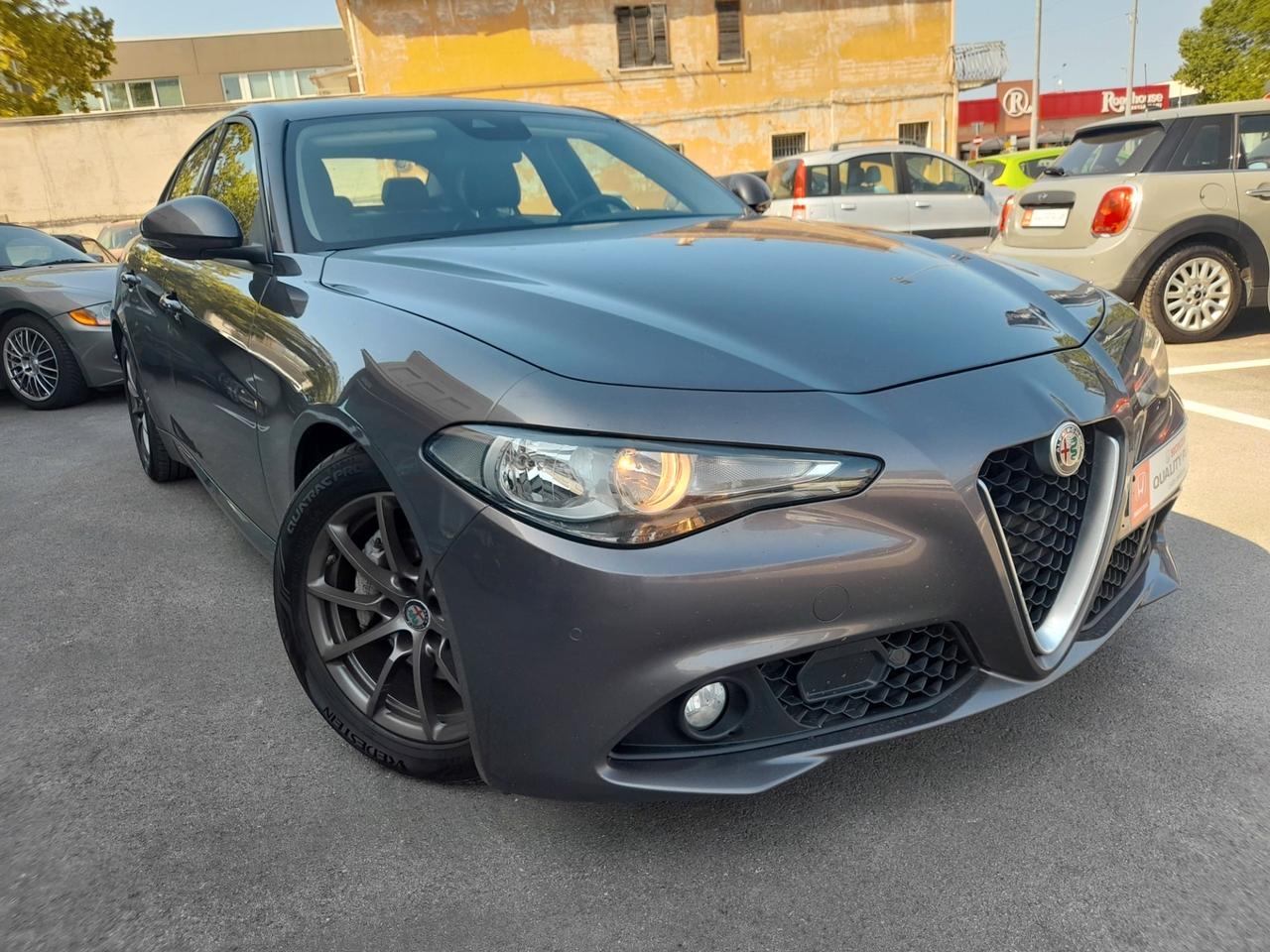 Alfa Romeo Giulia 2.2 Turbodiesel 150 CV Business Launch Edition