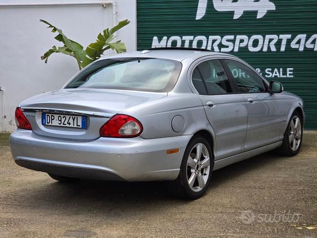 Jaguar X-Type 2.2D Automatica