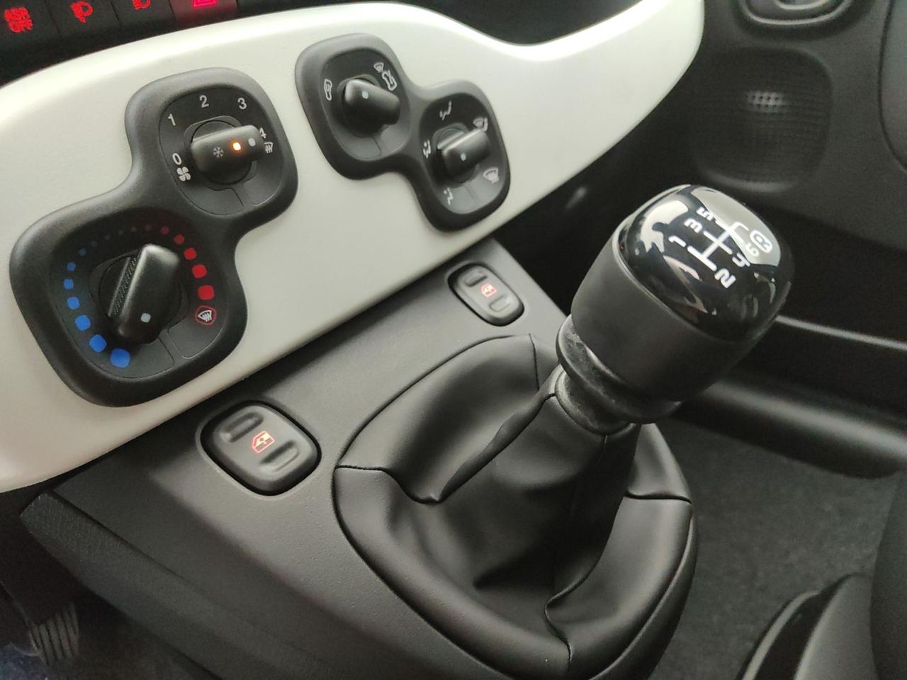 FIAT Pandina III 2024 1.0 70CV HYBRID (CROSS)