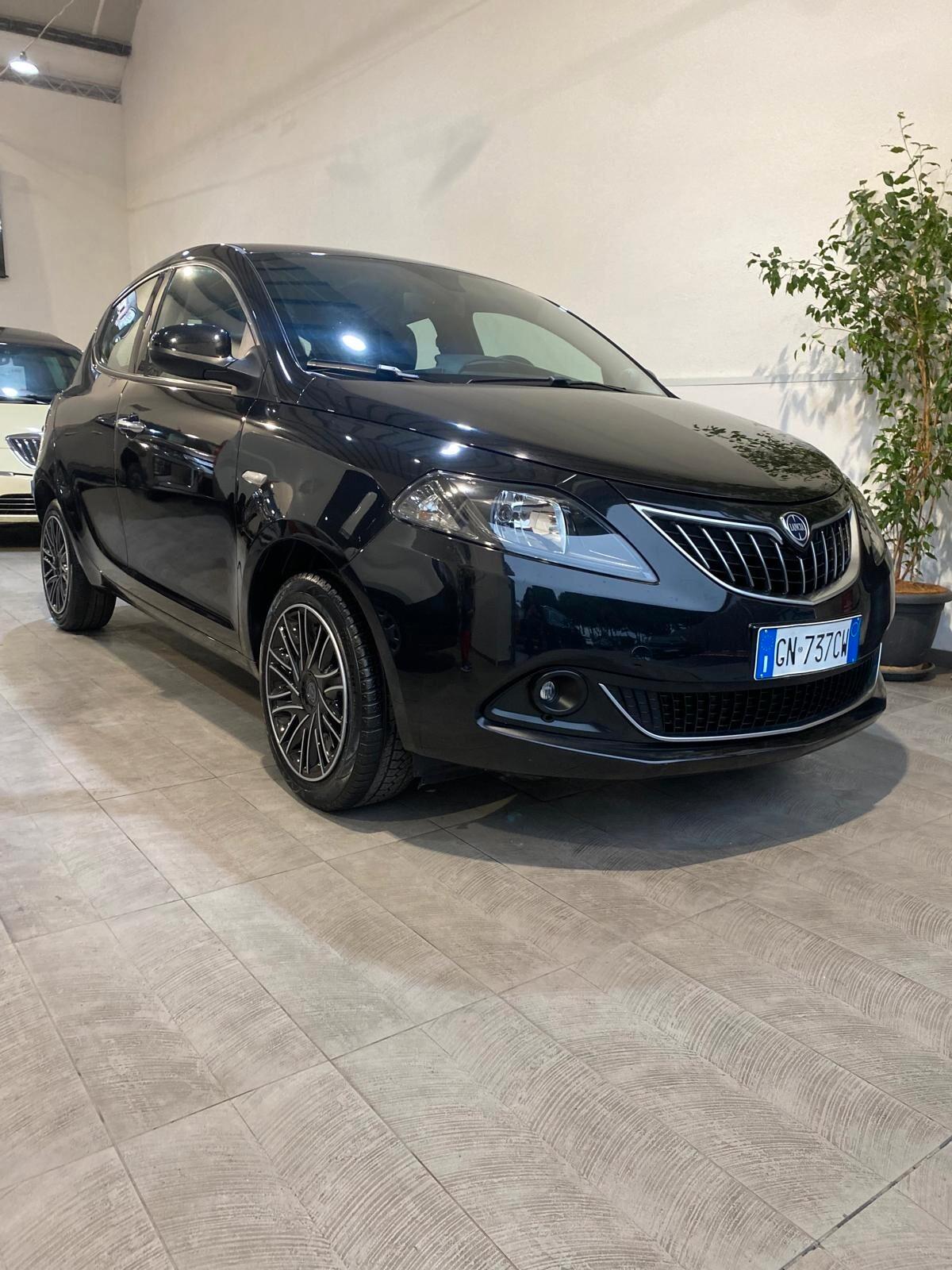 LANCIA YPSILON 1.0 FIREFLY 5 porte Hybrid *GOLD* 3/2023 57MILAKM