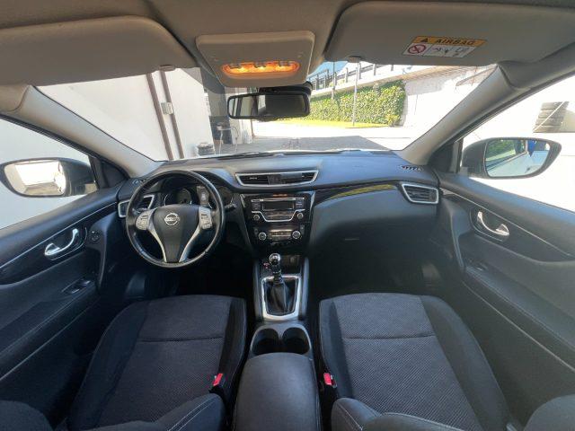 NISSAN Qashqai 1.5 dCi Tekna AUTO PER NEOPATENTATI