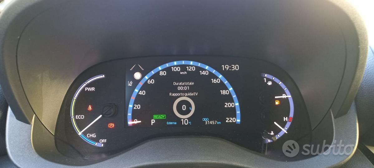Toyota Yaris Cross 1.5 Hyb 5p.E-CVT AWD Oran.Ed