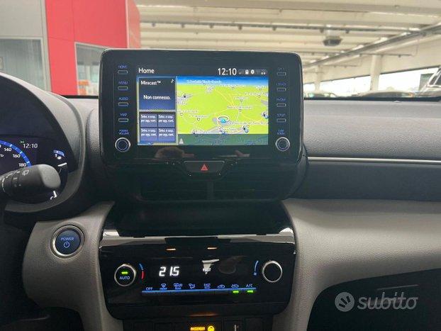 TOYOTA Yaris Cross 1.5 Hybrid 5p. E-CVT Business